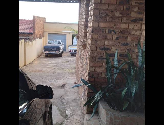 2 BEDROOM HOUSE FOR SALE IN ATTERIDGEVILLE